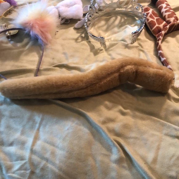 6 headbands for dress up/ Unicorn, Bunny, Cat, Crown, Puff Balls,tail, giraffe - Picture 12 of 16